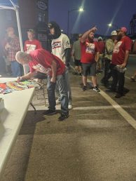 received_1418080622622785